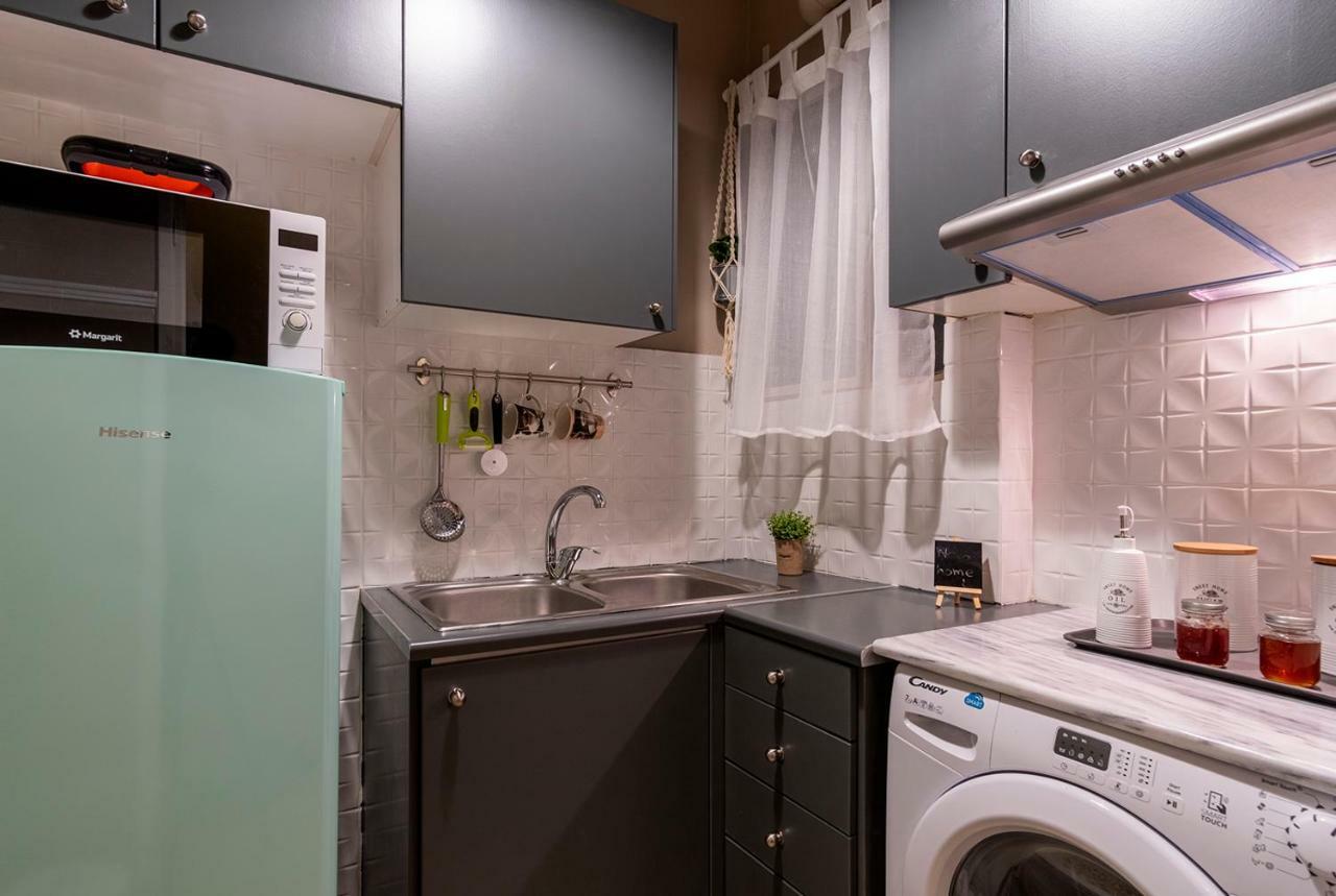 Colourful Apt,Airport Line,6 Min Metro,300 Mbps! Apartment Atena Exterior foto